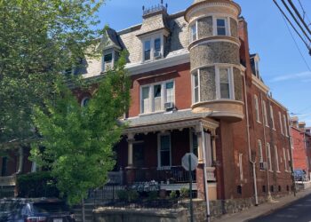 325 W Lemon St